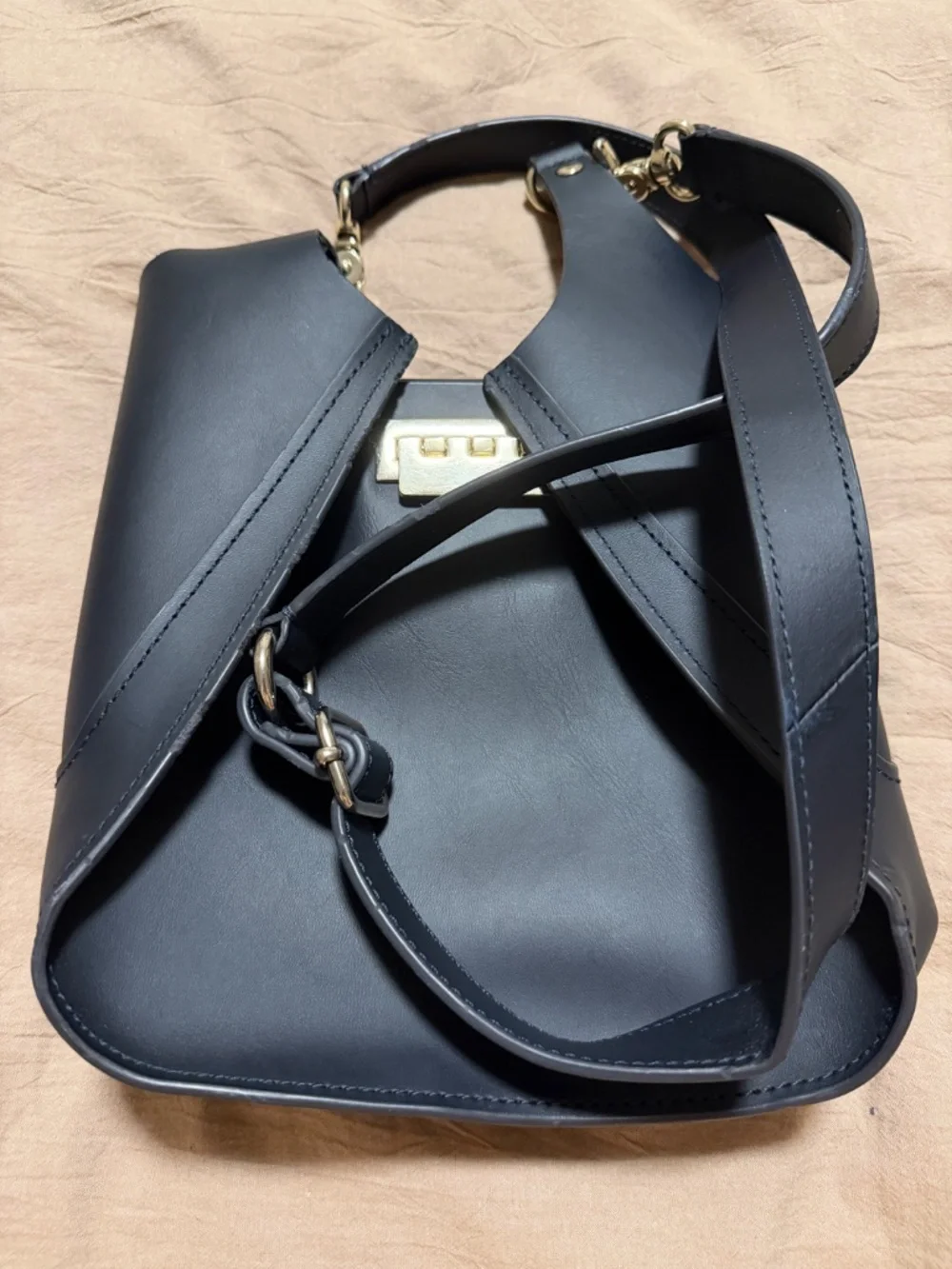 ZAC Zac Posen Belay Crossbody Bucket Bag purse Navy Blue
